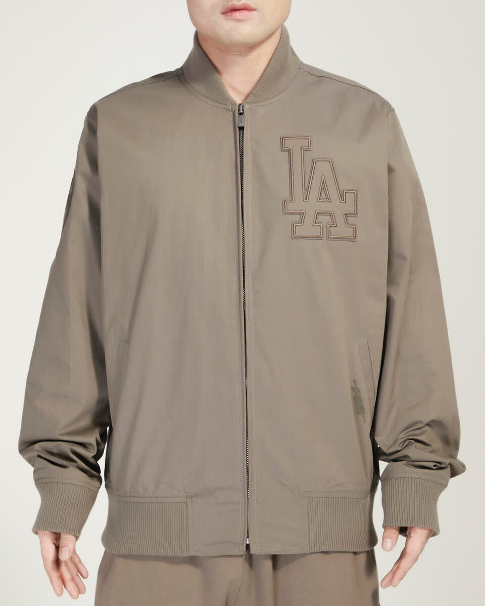 Pro Standard Los Angeles Dodgers Neutral Twill Jacket product image 1, provided for visual reference and product detail