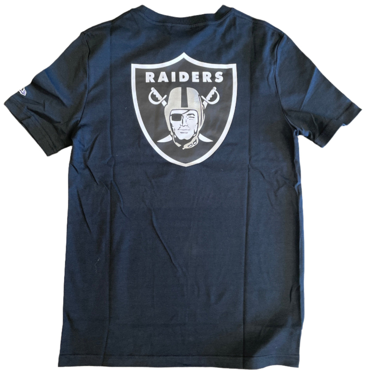 New Era Men Las Vegas Raiders Graphic T-Shirt product image 2, provided for visual reference and product detail review