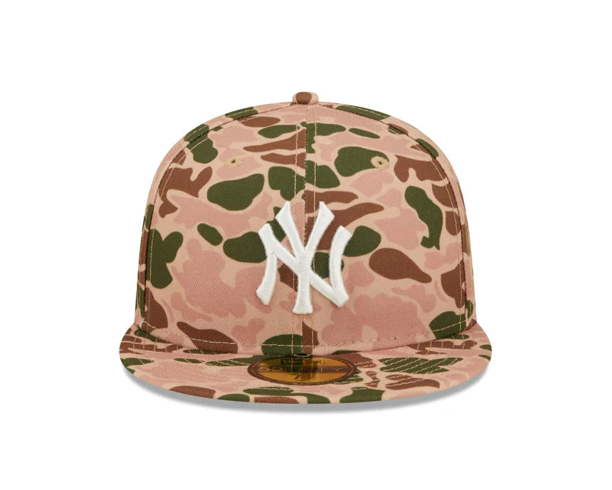 New Era New York Yankees 1996 World Series Side Patch Duck Camo 59FIFTY Fitted Hat product image 2, provided for visual