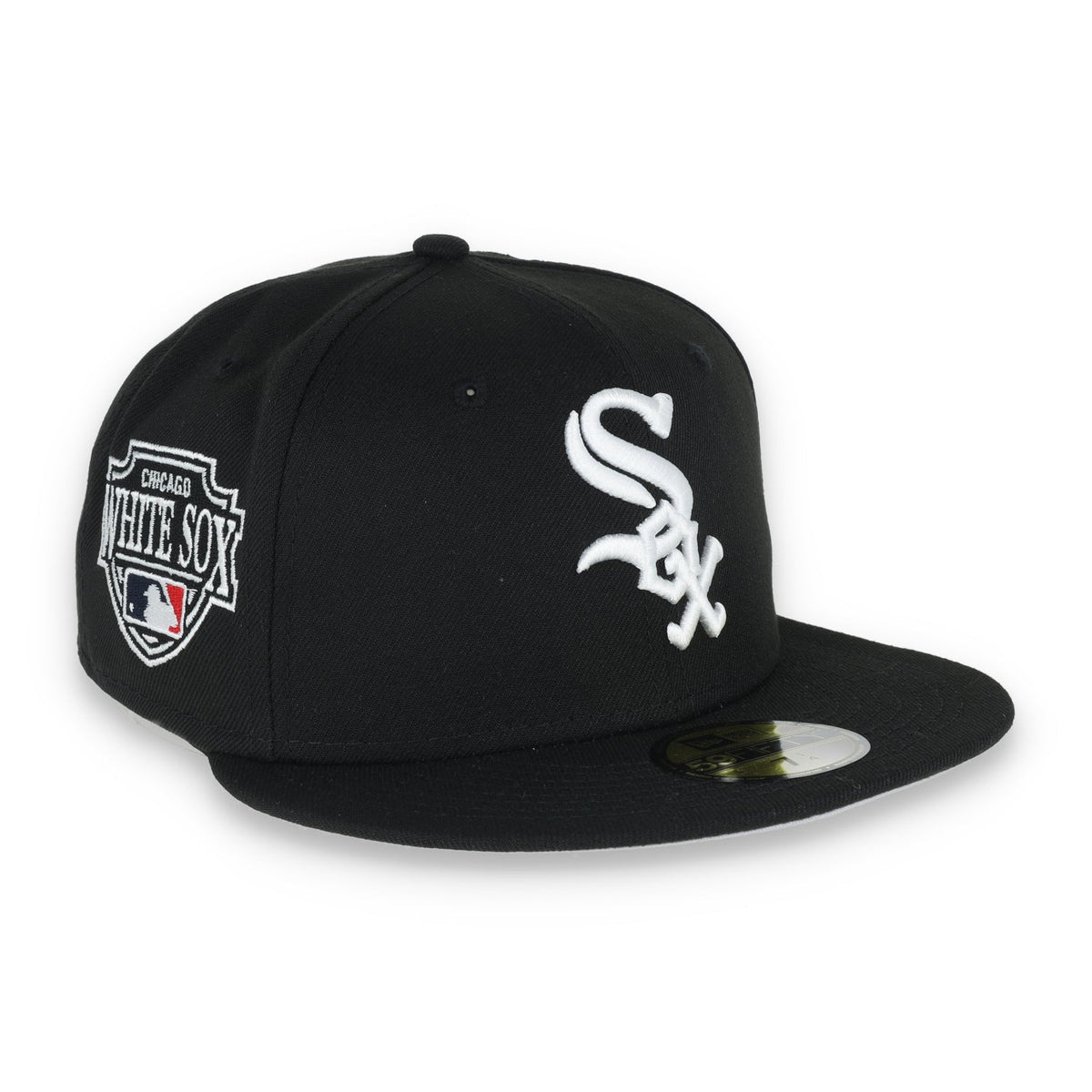 New Era Chicago White Sox Team Name Side Patch 59FIFTY Fitted Hat product image 1, provided for visual reference and product