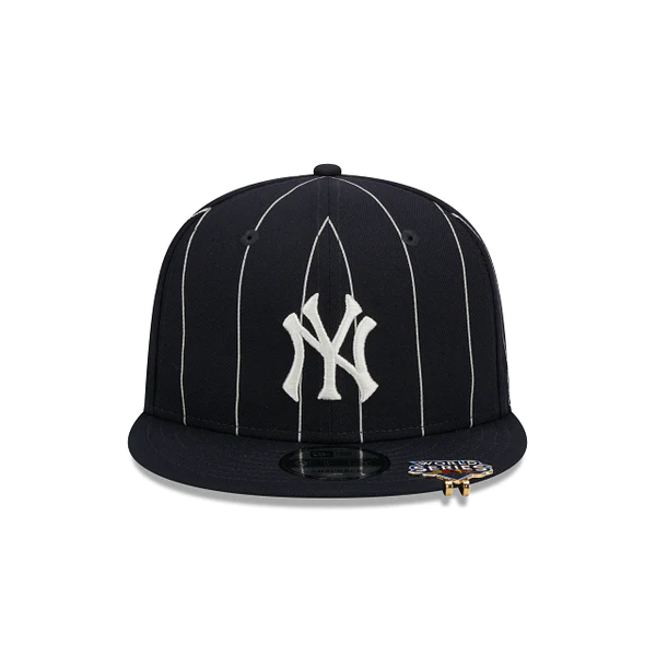 New Era New York Yankees 2009 World Series Clip Pinstripe 9FIFTY Snapback product image 2, provided for visual reference and