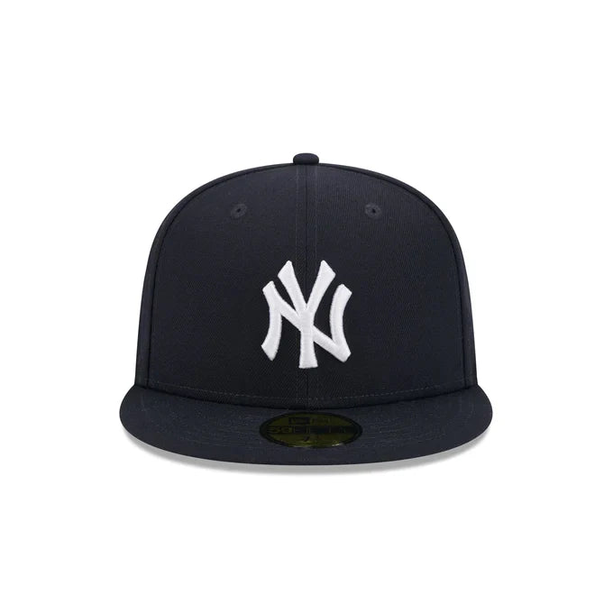 New Era New York Yankees Court Sport 59FIFTY Fitted Hat product image 2, provided for visual reference and product detail