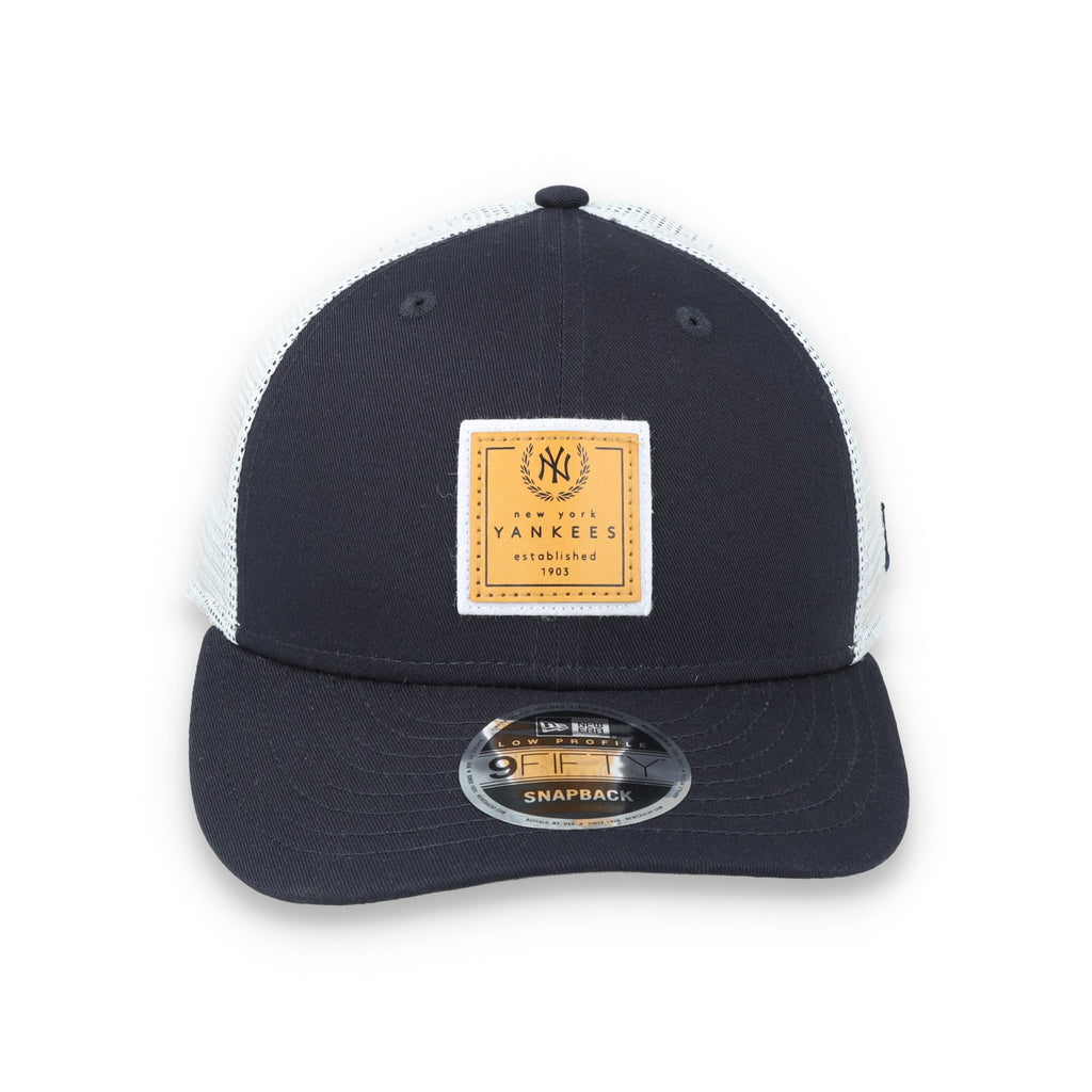 New Era New York Yankees Court Sport Low Profile 9FIFTY Trucker Snapback Hat product image 2, provided for visual reference