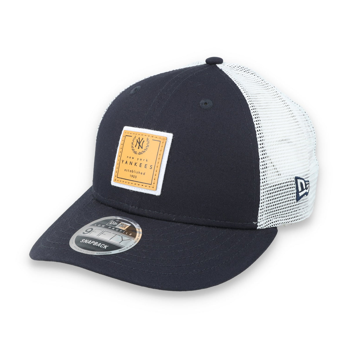 New Era New York Yankees Court Sport Low Profile 9FIFTY Trucker Snapback Hat product image 3, provided for visual reference