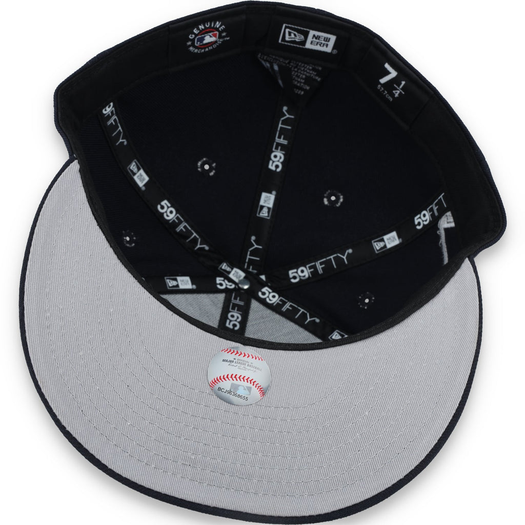 New Era New York Yankess Pennant Side Patch 59FIFTY Fitted Hat product image 7, provided for visual reference and product