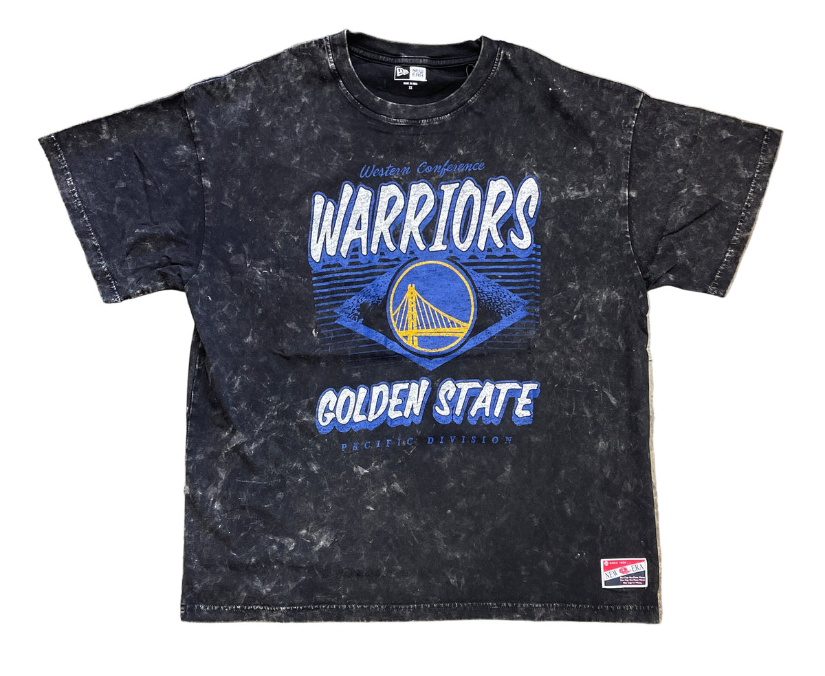 New Era Womens Golden State Warriors Oversized Faded T-Shirt product image 1, provided for visual reference and product