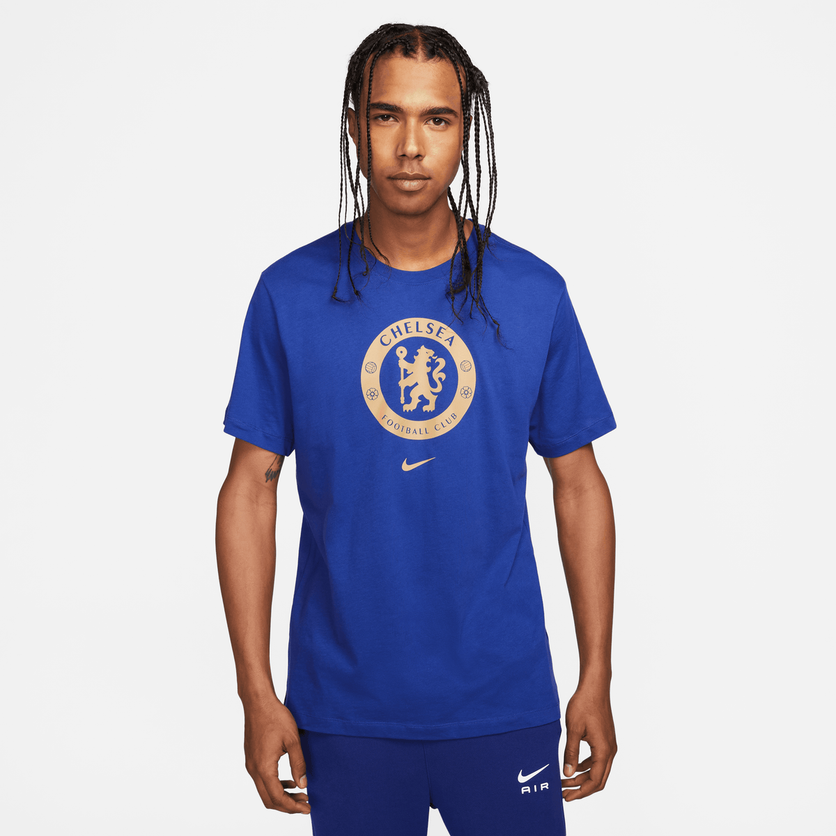 Nike Men Chelsea FC Crest Soccer T-Shirt-Blue product image 1, provided for visual reference and product detail review