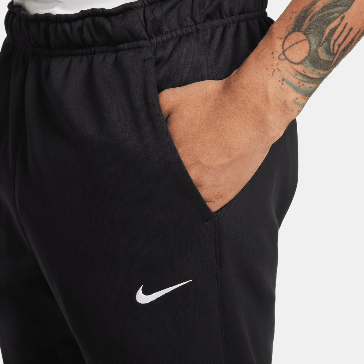 Nike Men Therma-FIT Tapered Fitness Pants-Black product image 3, provided for visual reference and product detail review