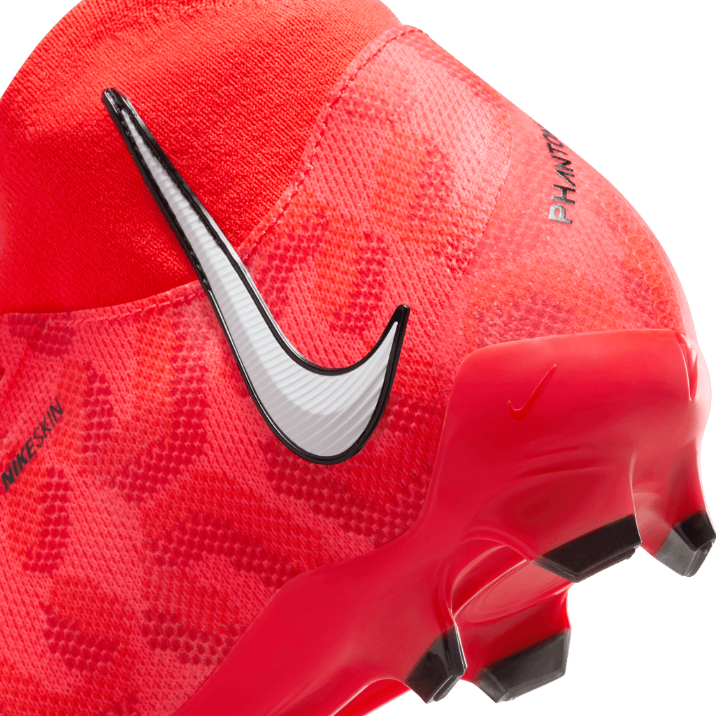 Nike Phantom Luna Pro FG product image 6, provided for visual reference and product detail review