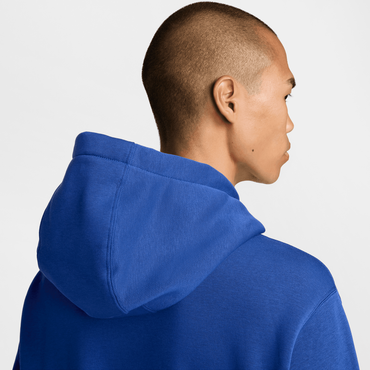 Nike Chelsea FC Club Men Soccer Pullover Hoodie product image 2, provided for visual reference and product detail review