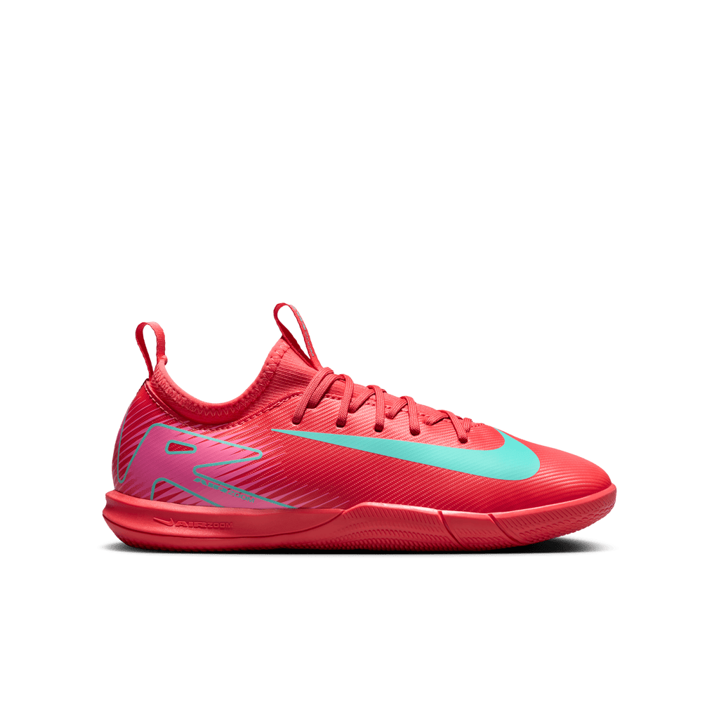 Nike Jr. Mercurial Vapor 16 Academy Little/Big Kids' IC Low-Top Soccer Shoes product image 1, provided for visual reference