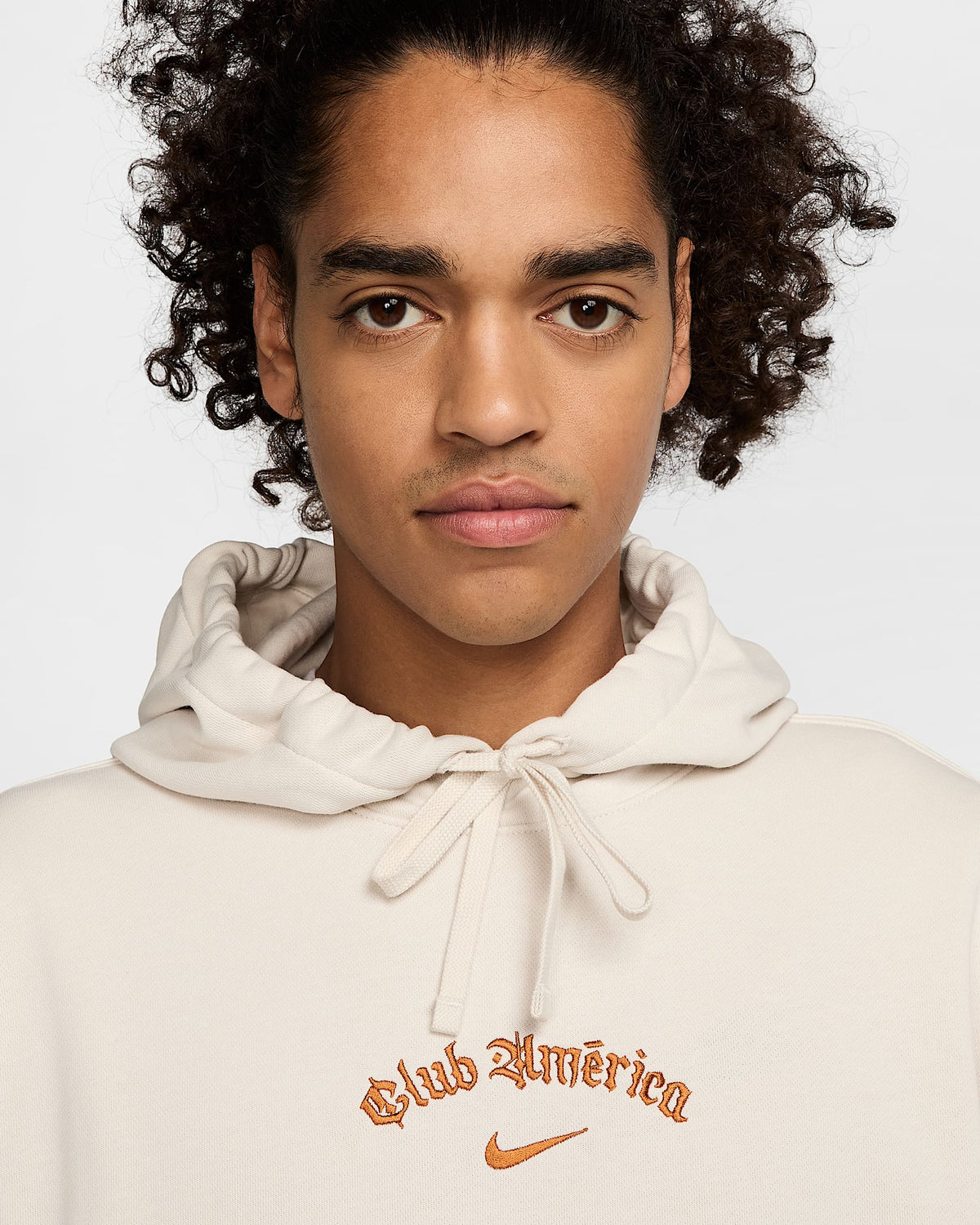 Nike Club América Club Special Edition French Terry Pullover Hoodie product image 4, provided for visual reference and