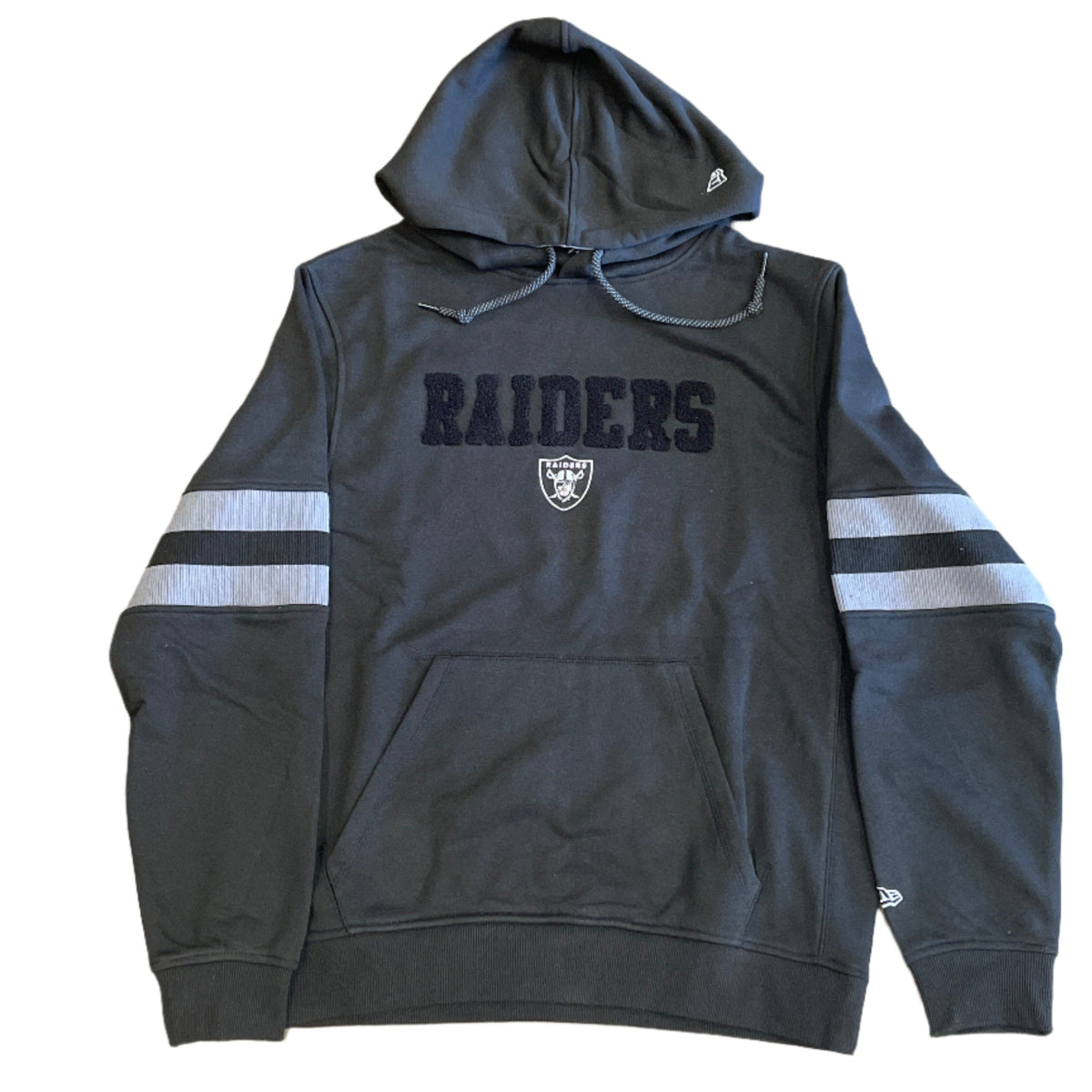 New Era Las Vegas Raiders Pullover Hoodie - Black product image 1, provided for visual reference and product detail review