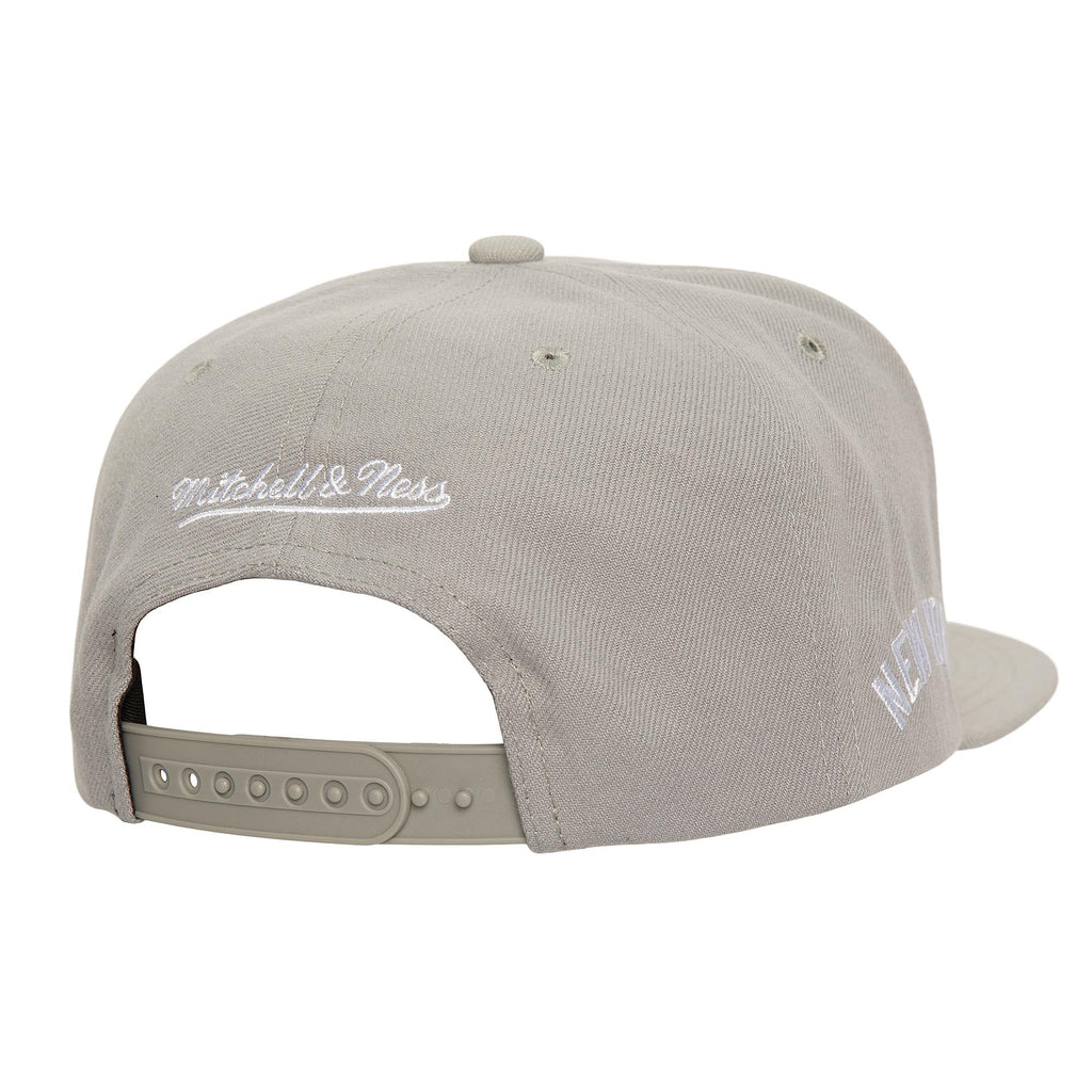 New York Yankees Mitchell & Ness MLB Evergreen Grey White product image 2