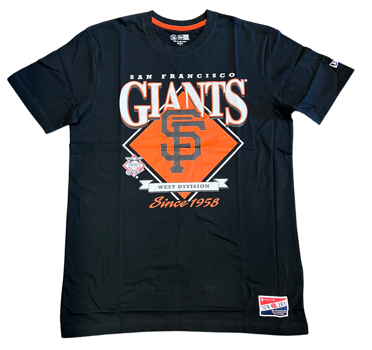 New Era Men San Francisco Giants T-Shirt product image 1, provided for visual reference and product detail review
