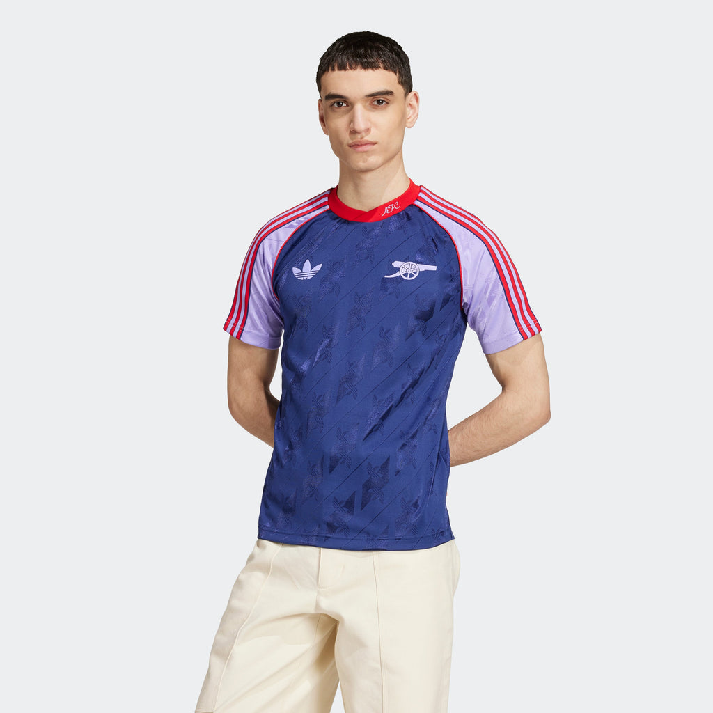 Adidas Arsenal Lifestyle Jersey product image 3, provided for visual reference and product detail review