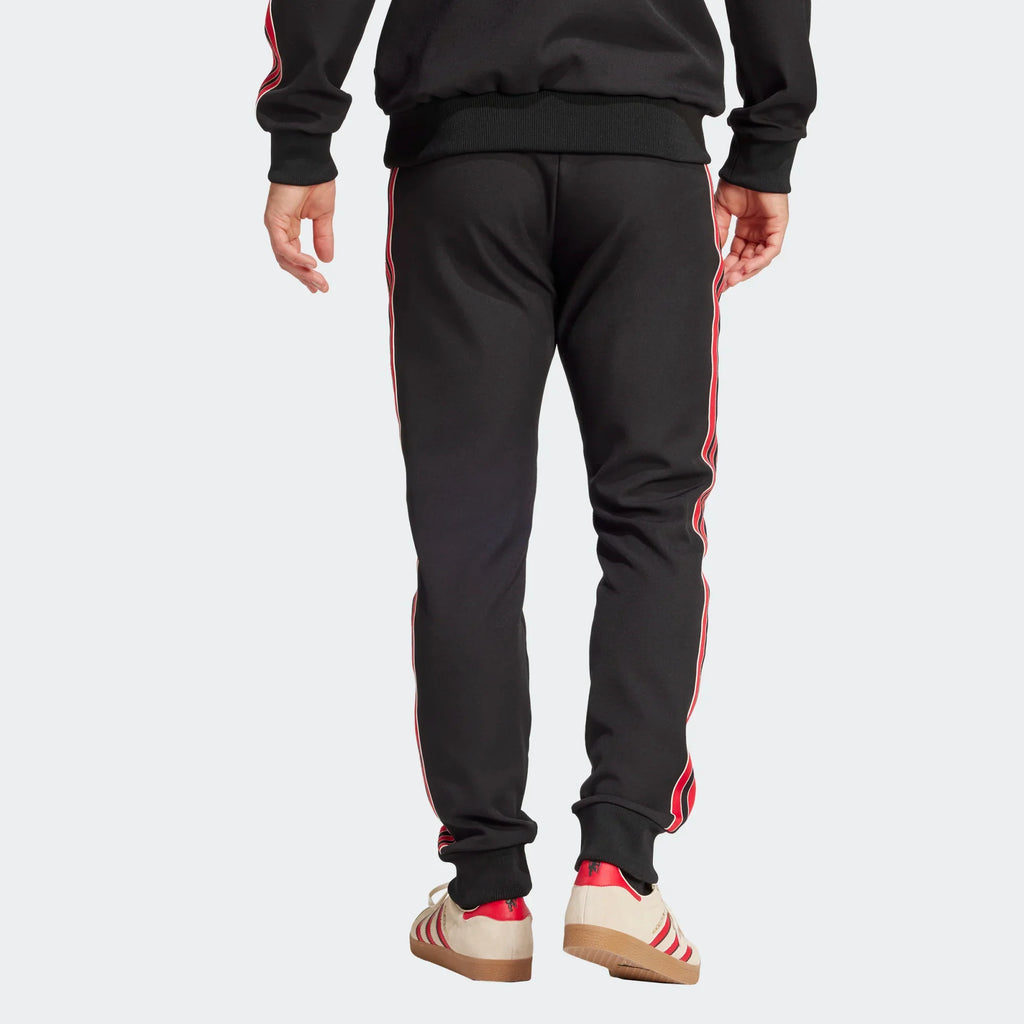 Adidas Manchester United Icon Pants-Black product image 2, provided for visual reference and product detail review