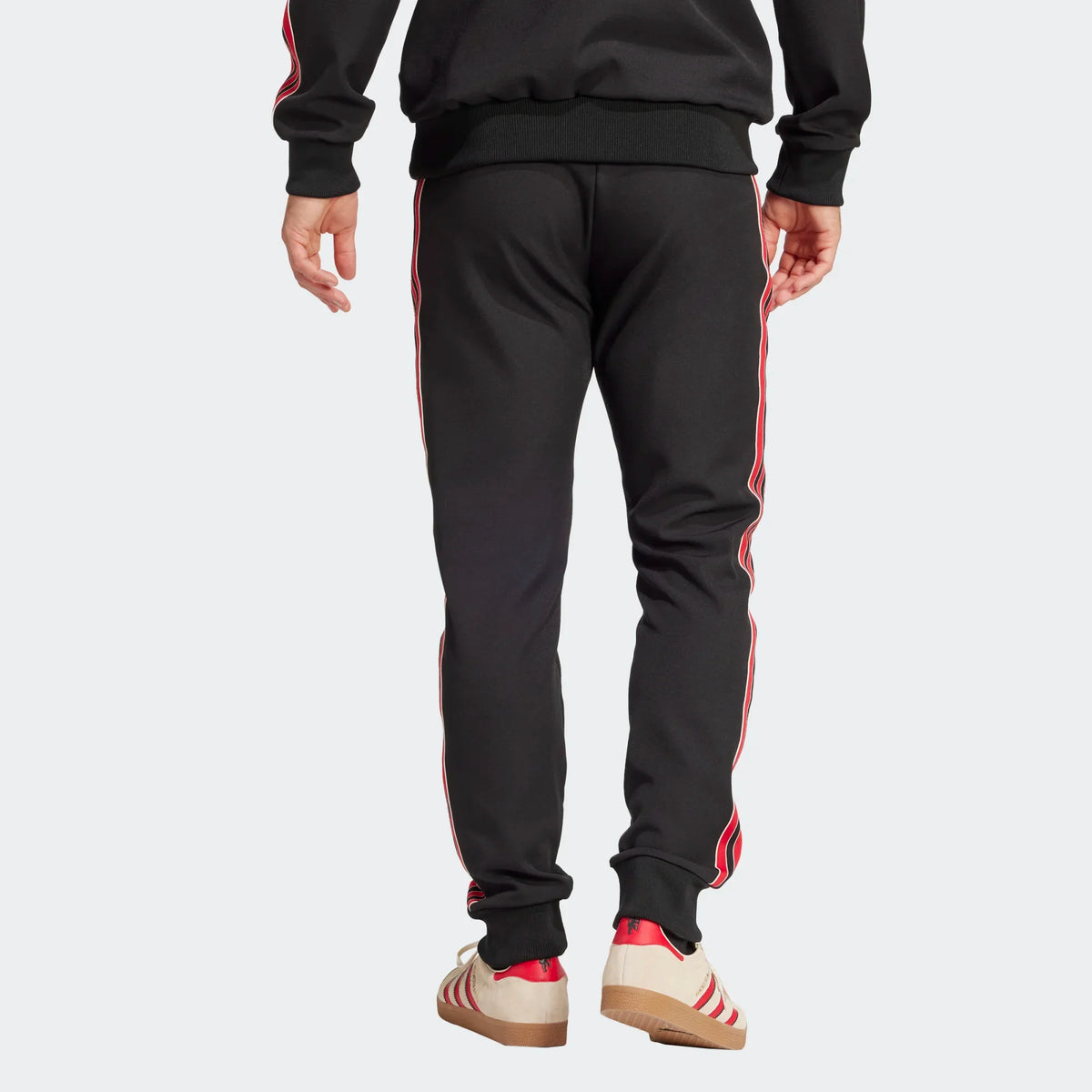 Adidas Manchester United Icon Pants-Black product image 2, provided for visual reference and product detail review