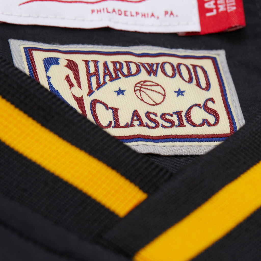 Los Angeles Lakers Mitchell & Ness NBA Nylon Pullover product image 3