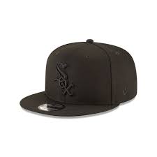 CHICAGO WHITE SOX NEW ERA BASIC COLLECTION Snapback 9FIFTY-BLACK ON BLACK product image 1, provided for visual reference and