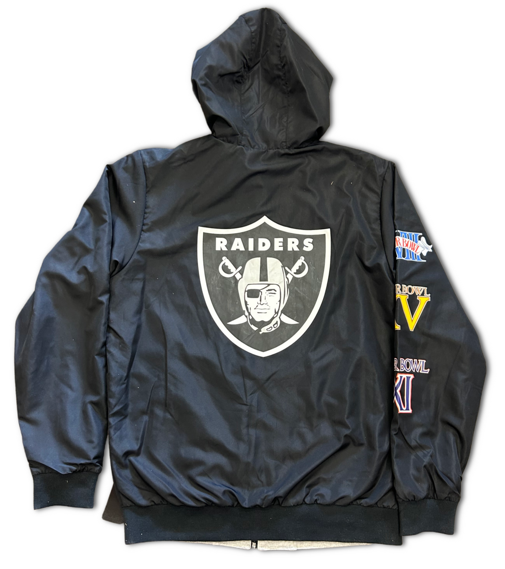 Las Vegas Raiders Reversible Windbreaker product image 2, provided for visual reference and product detail review