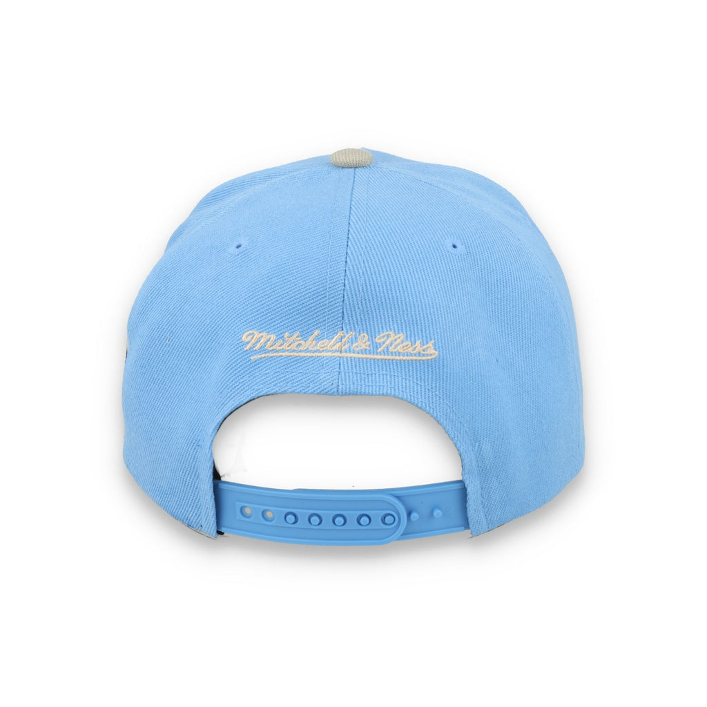 Mitchell & Ness Houston Astros 2005 World Series Side Patch Pro Pitch Snapback Hat-Light Blue/Beige product image 11,