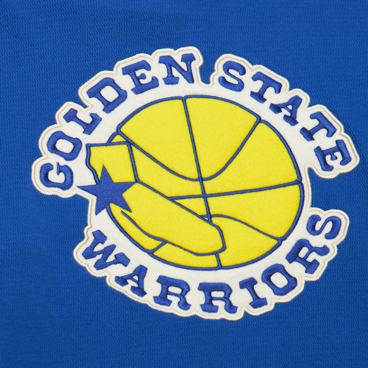 Mitchell & Ness Golden State Warriors Thermal Lightweight Hoodie Vintage Logo - Blue product image 3, provided for visual