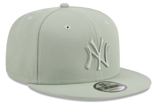 New Era Youth New York Yankees Color Pack 9FIFTY Snapback Hat-Evergreen product image 1, provided for visual reference and