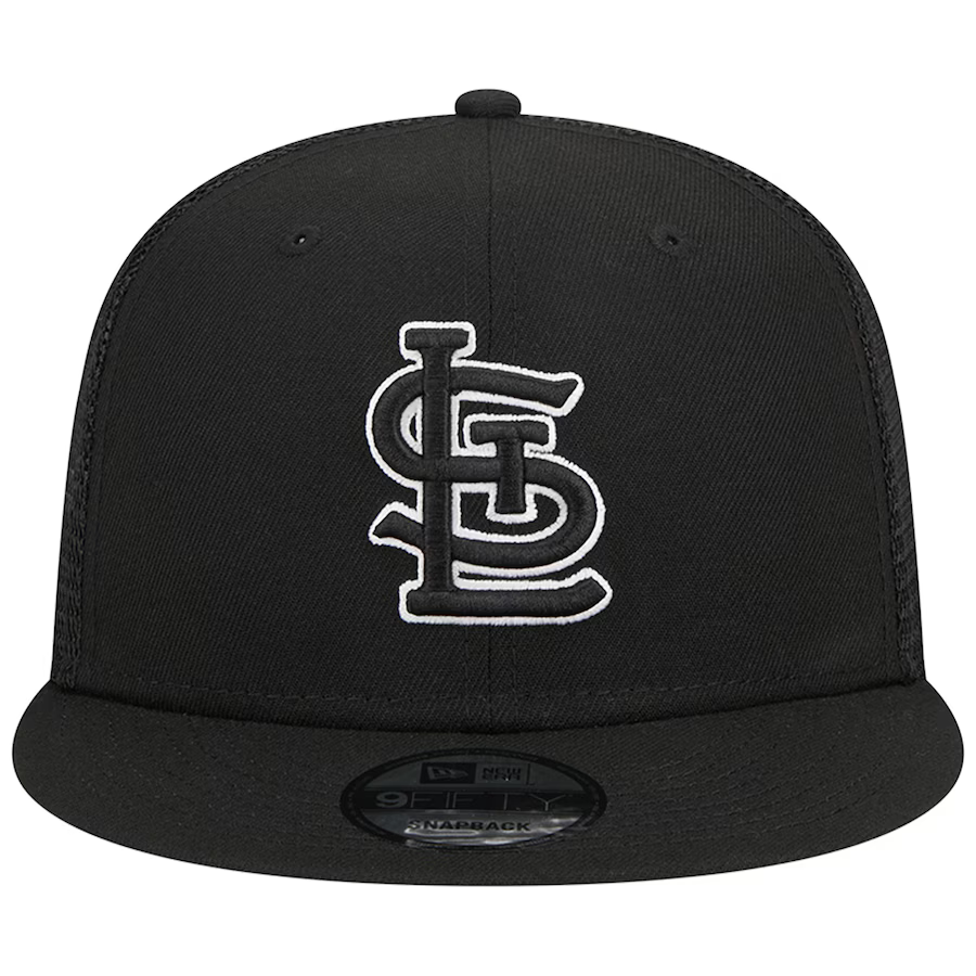 New Era St. Louis Cardinals Trucker 9FIFTY Snapback Hat-Black/White product image 2, provided for visual reference and