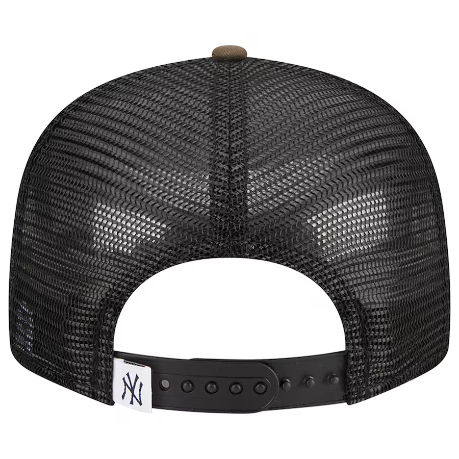 New Era New York Yankees Woodland Trucker 9FIFTY Snapback Hat-Camo/Black product image 4, provided for visual reference and