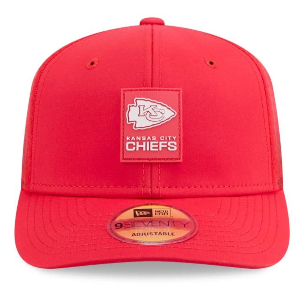 New Era Kansas City Chiefs On-Field Performance 9SEVENTY Stretch -Snap Adjustable Hat-Red product image 2, provided for